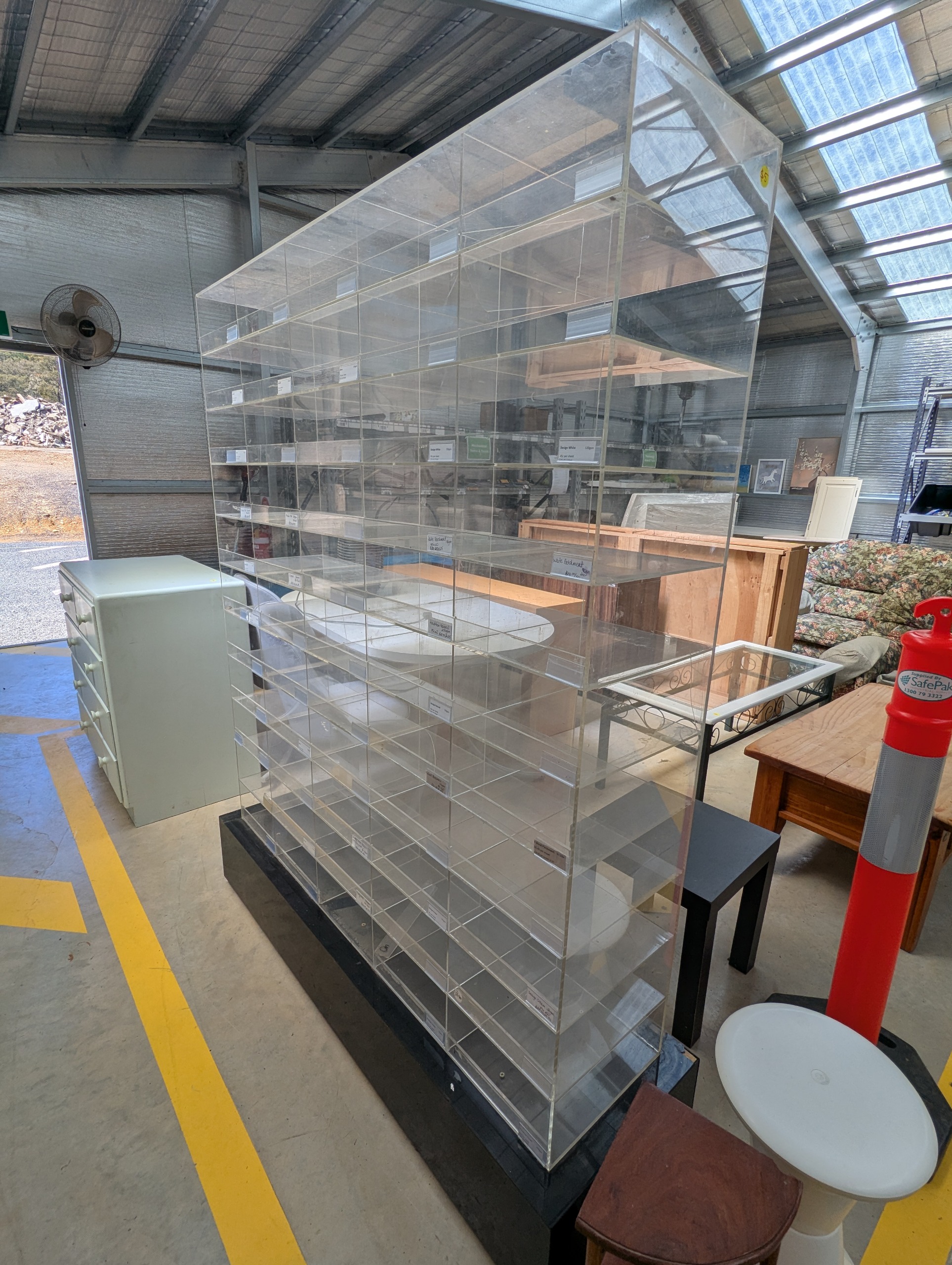 Perspex shop display