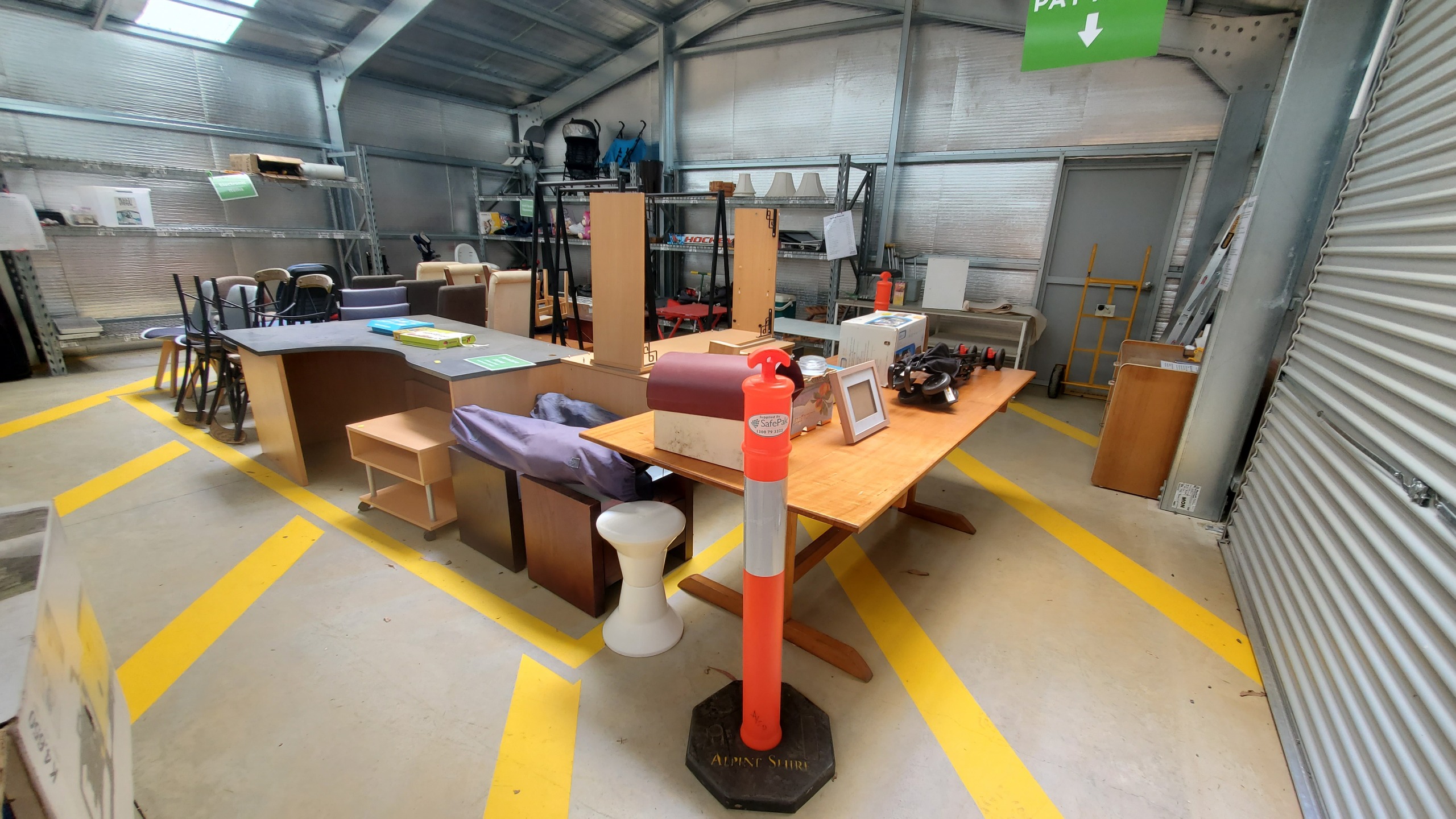 Table, desks, clothes rack, storage